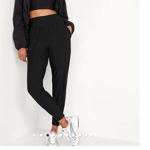 2 pairs - Old Navy Women's Joggers